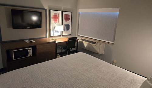 1 Queen Bed, Non-Smoking
