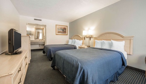 Standard Room, 2 Double Beds, Non Smoking
