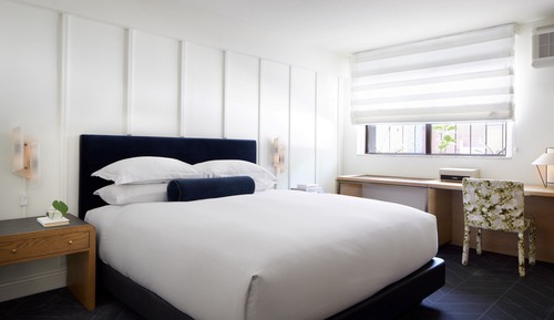 Room, 1 King Bed (Essential)