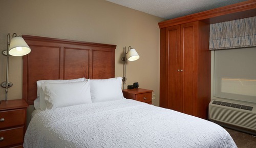 Room, 1 Queen Bed, Non Smoking