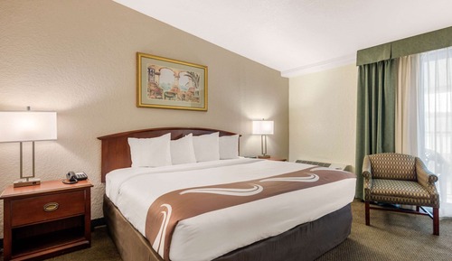 Standard Room, 1 King Bed, Non Smoking