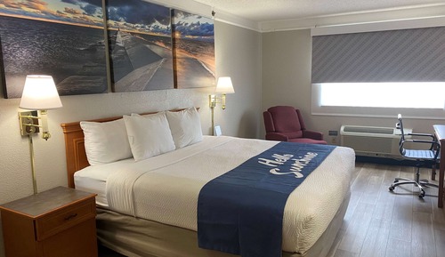 Room, 1 King Bed, Non Smoking