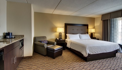 Standard Room, 1 King Bed (Wet Bar)