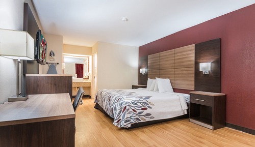 Deluxe Room, 1 Queen Bed, Non Smoking