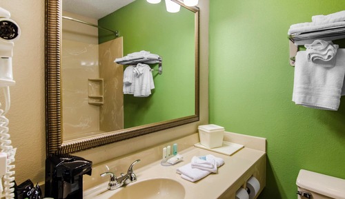 Standard Room, 2 Queen Beds, Non Smoking (Pet Friendly)