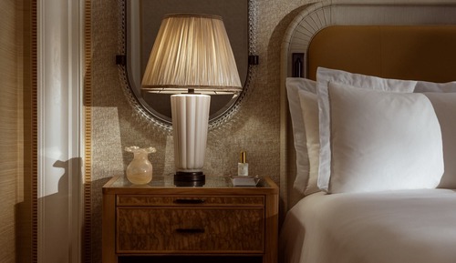 Deluxe Room, 1 King Bed (Grand )