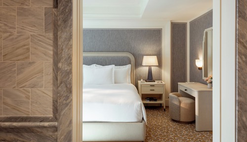 Deluxe Suite (Junior)