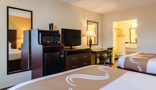 Standard Room, 2 Queen Beds, Non Smoking