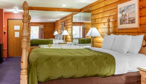 Suite, 1 Queen Bed, Non Smoking