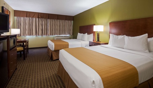 Standard Room, 2 Queen Beds, Non Smoking, Refrigerator & Microwave