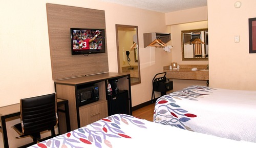 Deluxe Room, 2 Double Beds (Smoke Free)