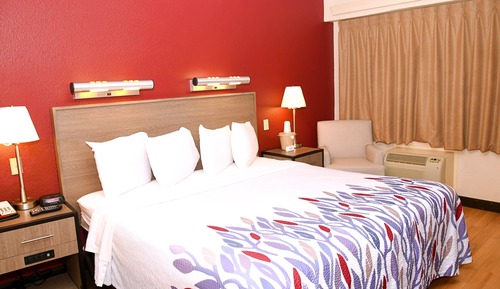 Superior Room, 1 King Bed (Smoke Free)