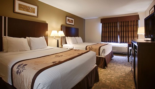 Standard Room, 2 Queen Beds, Non Smoking, Refrigerator