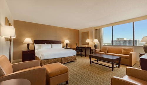 Deluxe Room, 1 King Bed