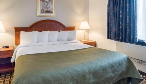 Room, 1 King Bed, Accessible, Non Smoking