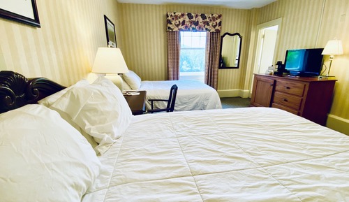 Standard Room, 2 Double Beds