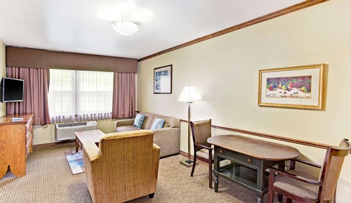Studio Suite, 1 King Bed, Non Smoking
