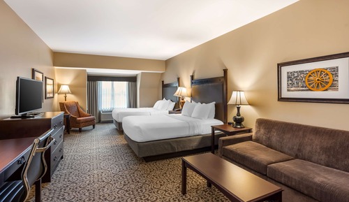 Suite, 2 Queen Beds, Accessible, Refrigerator & Microwave (with Sofabed)