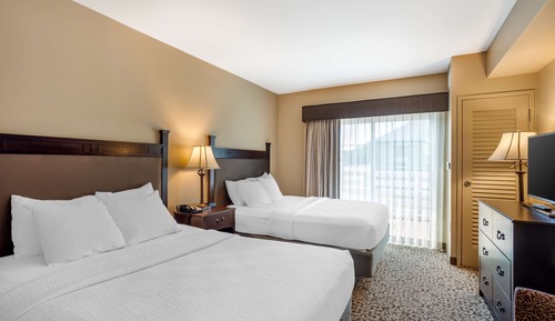 Suite, 3 Twin Beds, Accessible, Patio (with Sofabed)