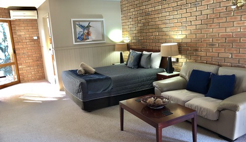 Executive Room, Balcony (Executive Queen Room)