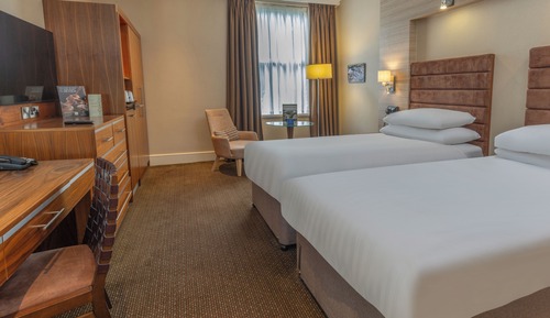 Classic Accessible Twin Room