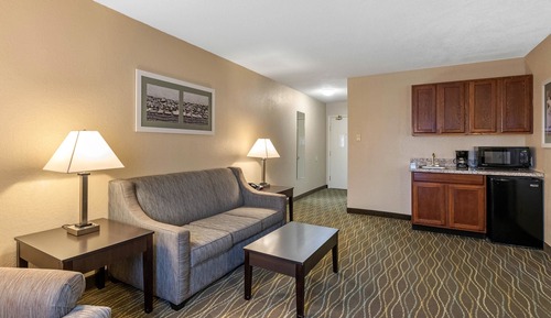 Suite, Multiple Beds, Non Smoking