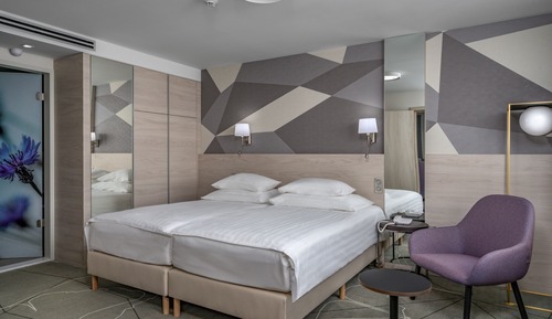 Suite with Wellness and Fitness Access