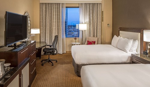 Two Double Beds, Accessible w Bathtub