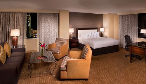 Junior Suite, 1 King Bed, City View