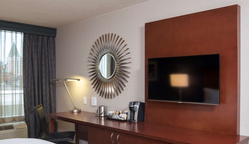 Room, 1 King Bed, Accessible, Bathtub