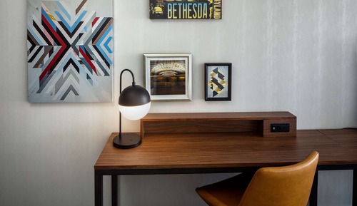 One Bedroom Suite, 2 Queens, Kitchenette