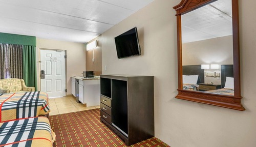 Efficiency, Room, 2 Double Beds, Non Smoking