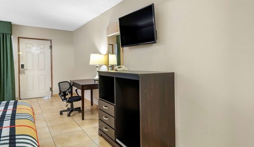 Efficiency, Suite, 1 King Bed, Non Smoking