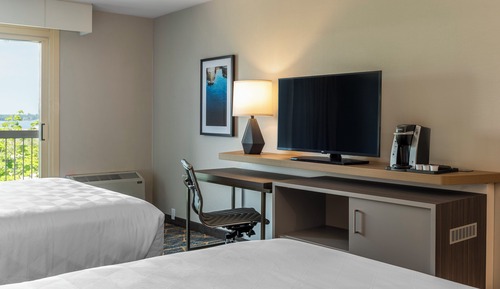 Standard Room, 2 Queen Beds, Balcony (Partial City View)