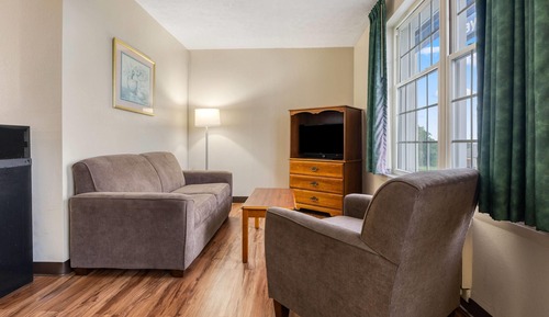 Studio Suite, 1 King Bed, Non Smoking (Second Floor)