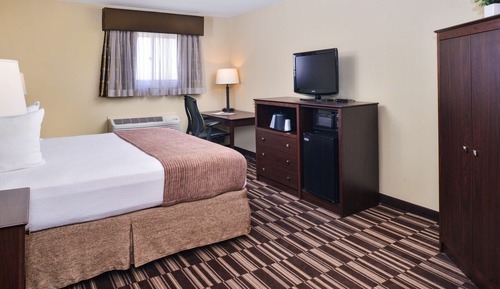 Suite, Multiple Beds, Non Smoking, Refrigerator & Microwave