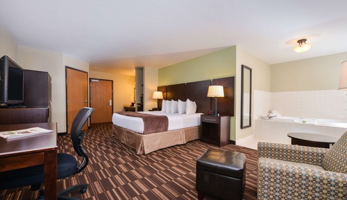 Standard Room, 1 King Bed, Non Smoking, Hot Tub