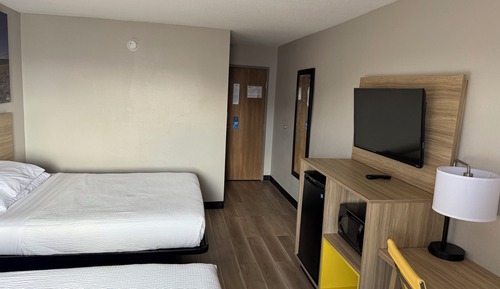 Standard Room, 2 Queen Beds