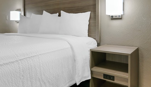 Superior Room, 1 King Bed (Smoke Free)