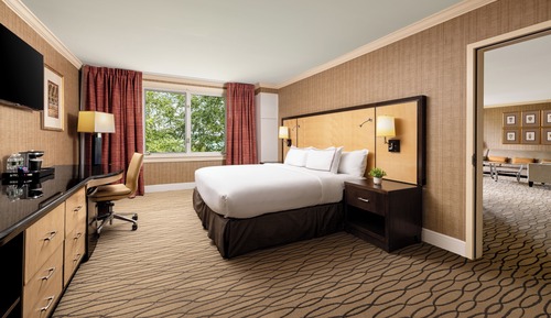 Executive Suite, 1 King Bed (Governor's Suite)