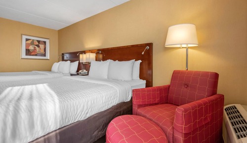 Standard Room, 2 Queen Beds, Non Smoking