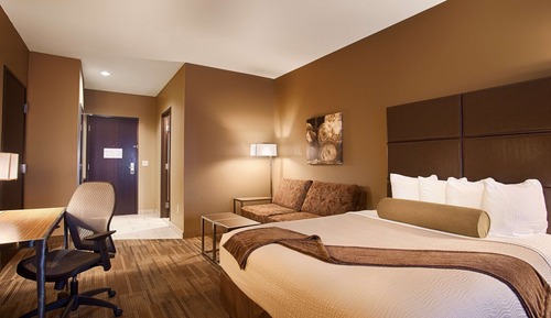 Suite, 1 King Bed with Sofa bed, Non Smoking, Refrigerator & Microwave (with Sofabed)