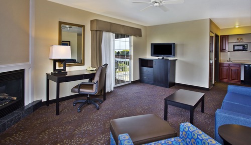 Suite, Multiple Beds