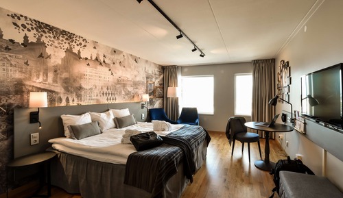 Superior Room, 1 King Bed