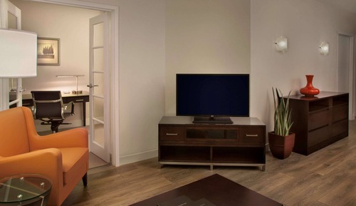 Suite, 1 Bedroom, Kitchen