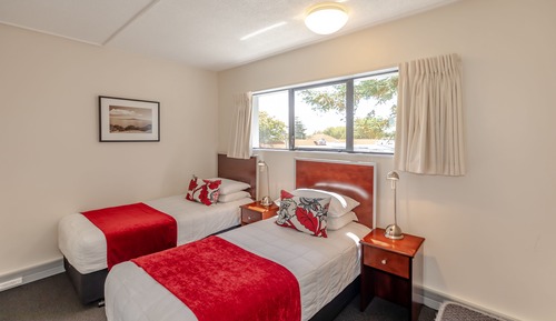 Two Bedroom Apartment with Full Facilities and Balcony