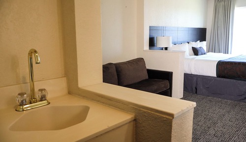 Junior Room, 1 King Bed, Jetted Tub