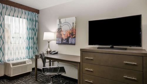 Room, 2 Queen Beds, Non Smoking