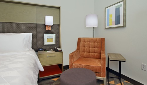 Standard Room, 1 King Bed, Accessible (Communications, Transfer Shower)
