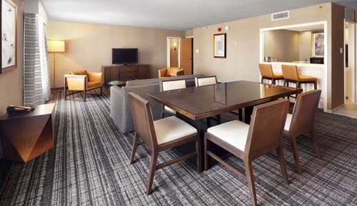 Executive Suite, 1 King Bed, Non Smoking